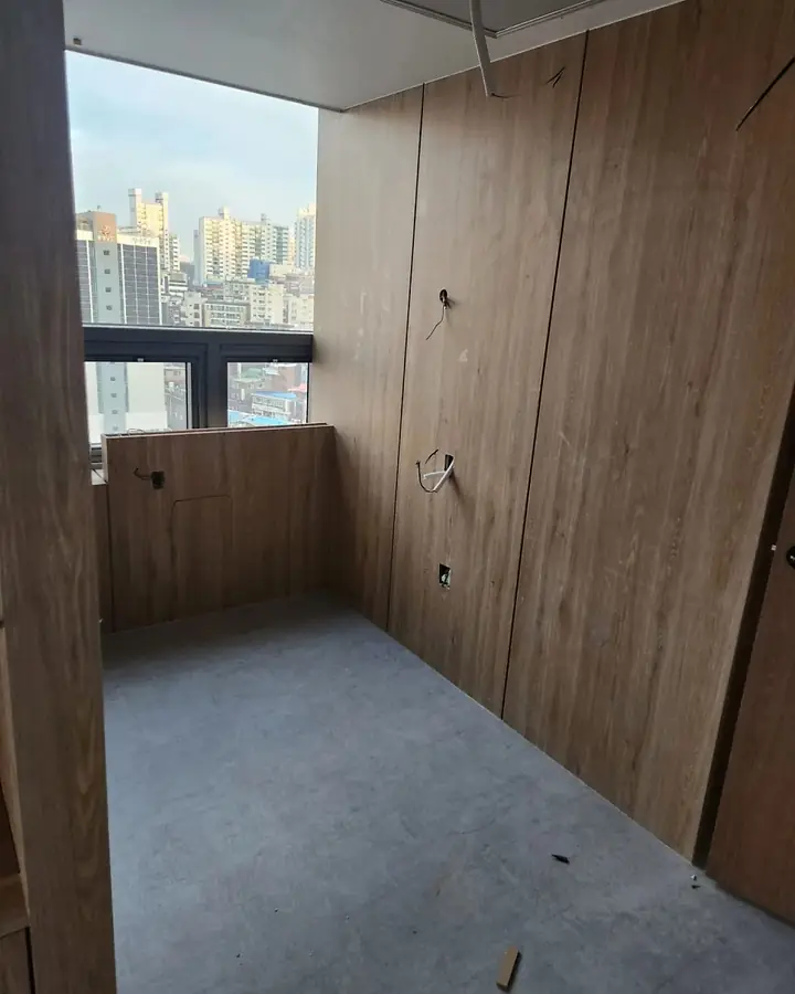오류동 한의원 카운터·벽 현장 사진 8