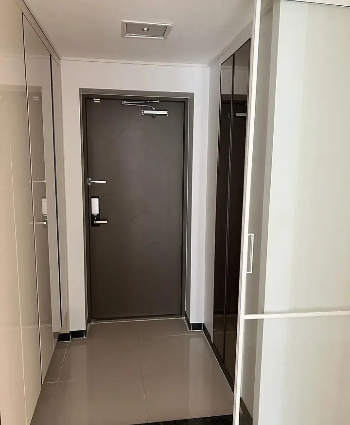 구리 아파트 문·문틀 현장 사진 2