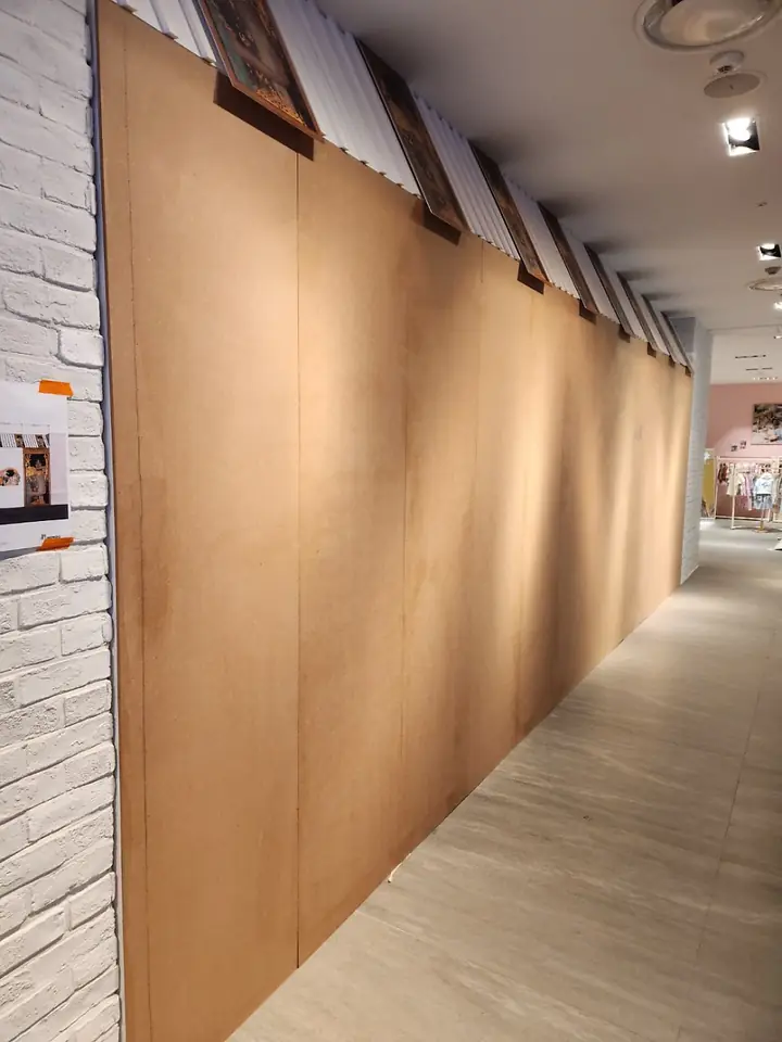 압구정 백화점 명품관 아트월 현장 사진 8